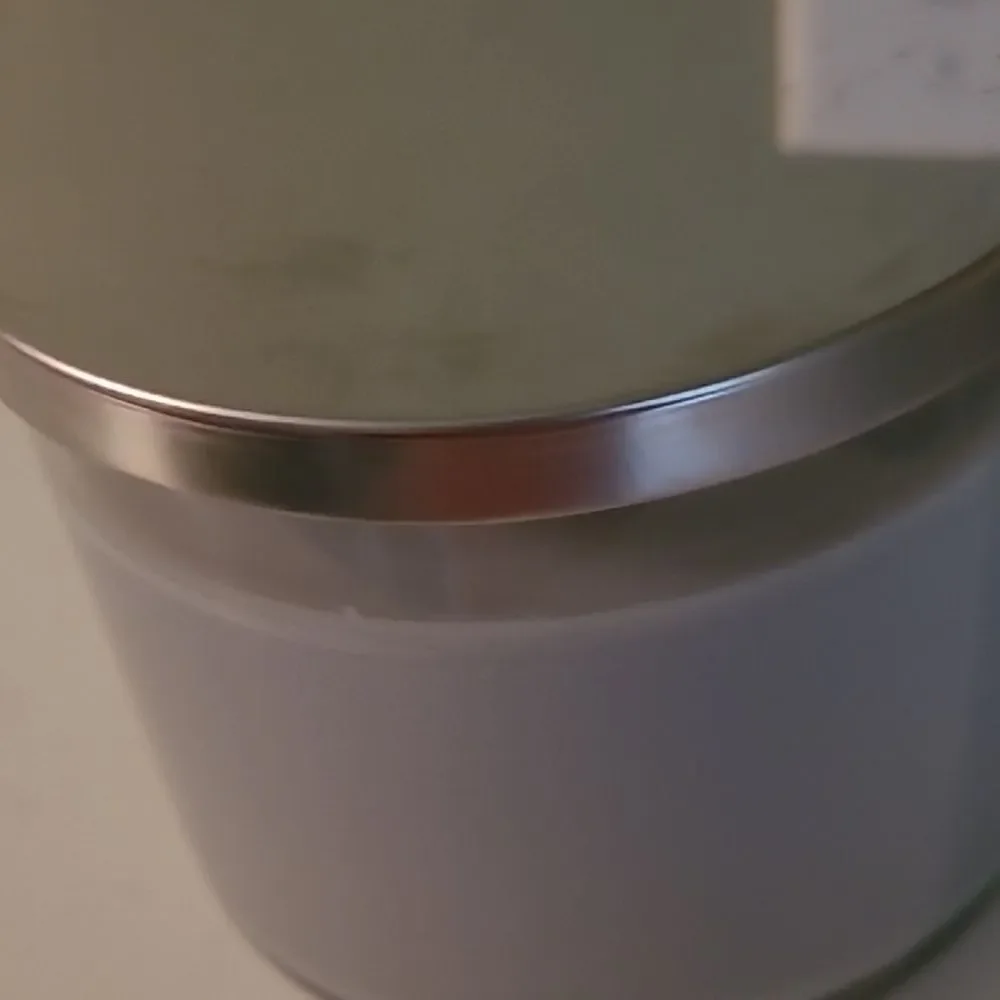 Soft Cashmere Scented Candle - Gray